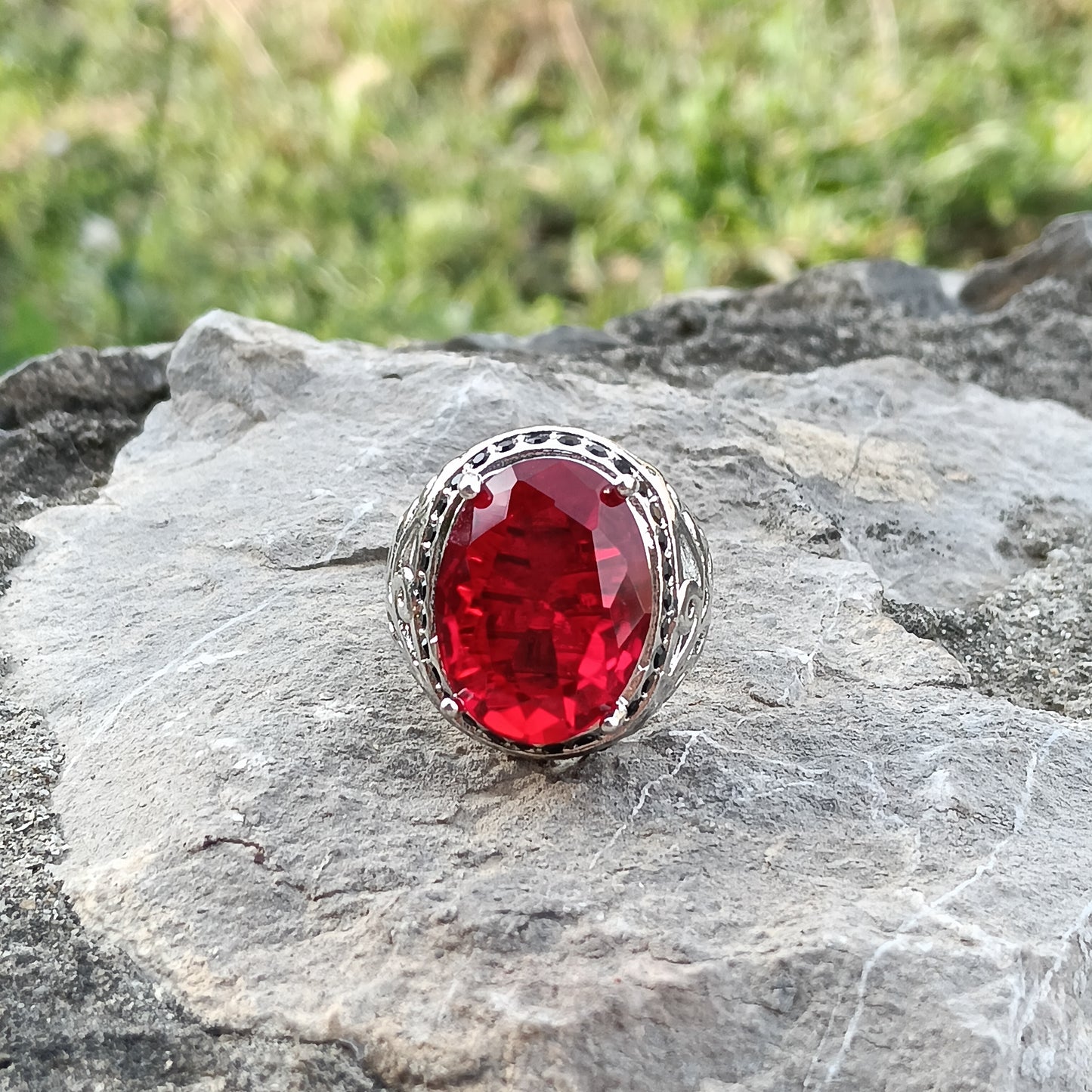 AAA grade Stunning Irani Yaqoot Ring β Rich Red Gemstone for Refined Style