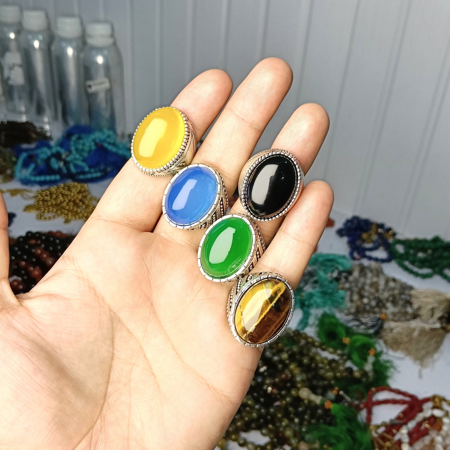 5 beautiful Rings limited time Deal of 5 Aqeeq Rings – Tiger, Yellow, Blue, Black & Green Stones