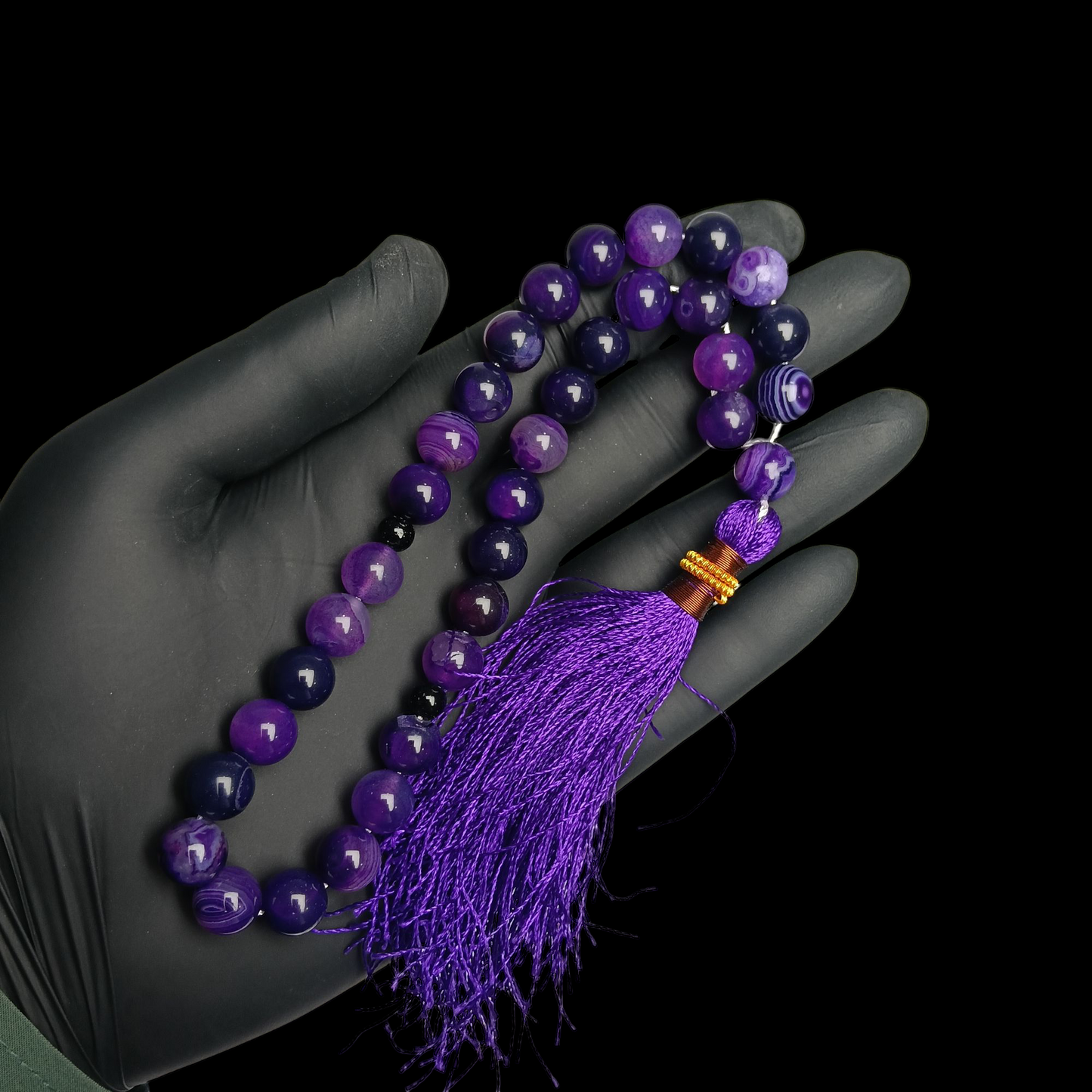 ایمی تھسٹ پتھر کی دلکش اور روح پرور تسبیح – 33 دانے