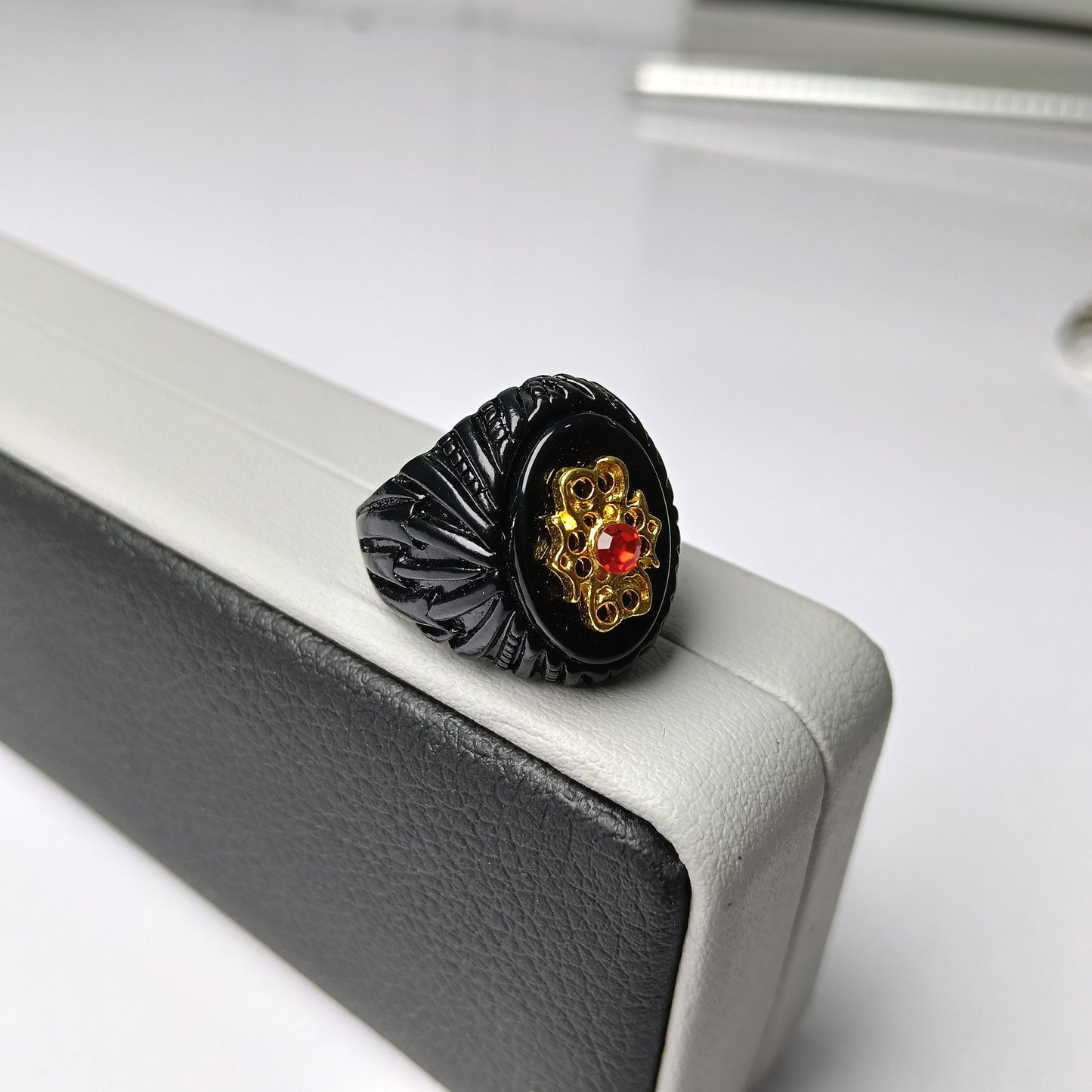 Beautiful Stunning Zircon Stone Ring – Order Now with Free Home Delivery