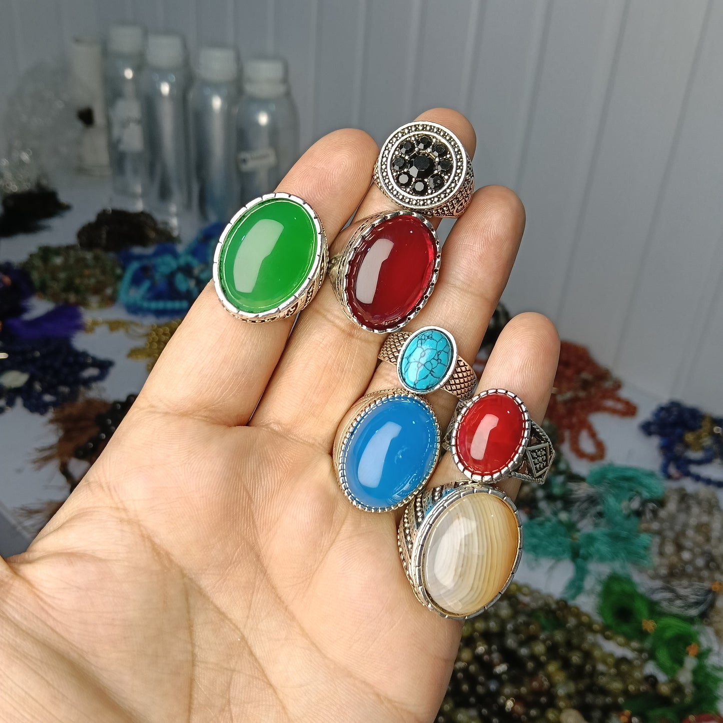 Deal of 7 Aqeeq Rings – feroza, Anari yaqoot, Blue, zircon shejri & Green Stones
