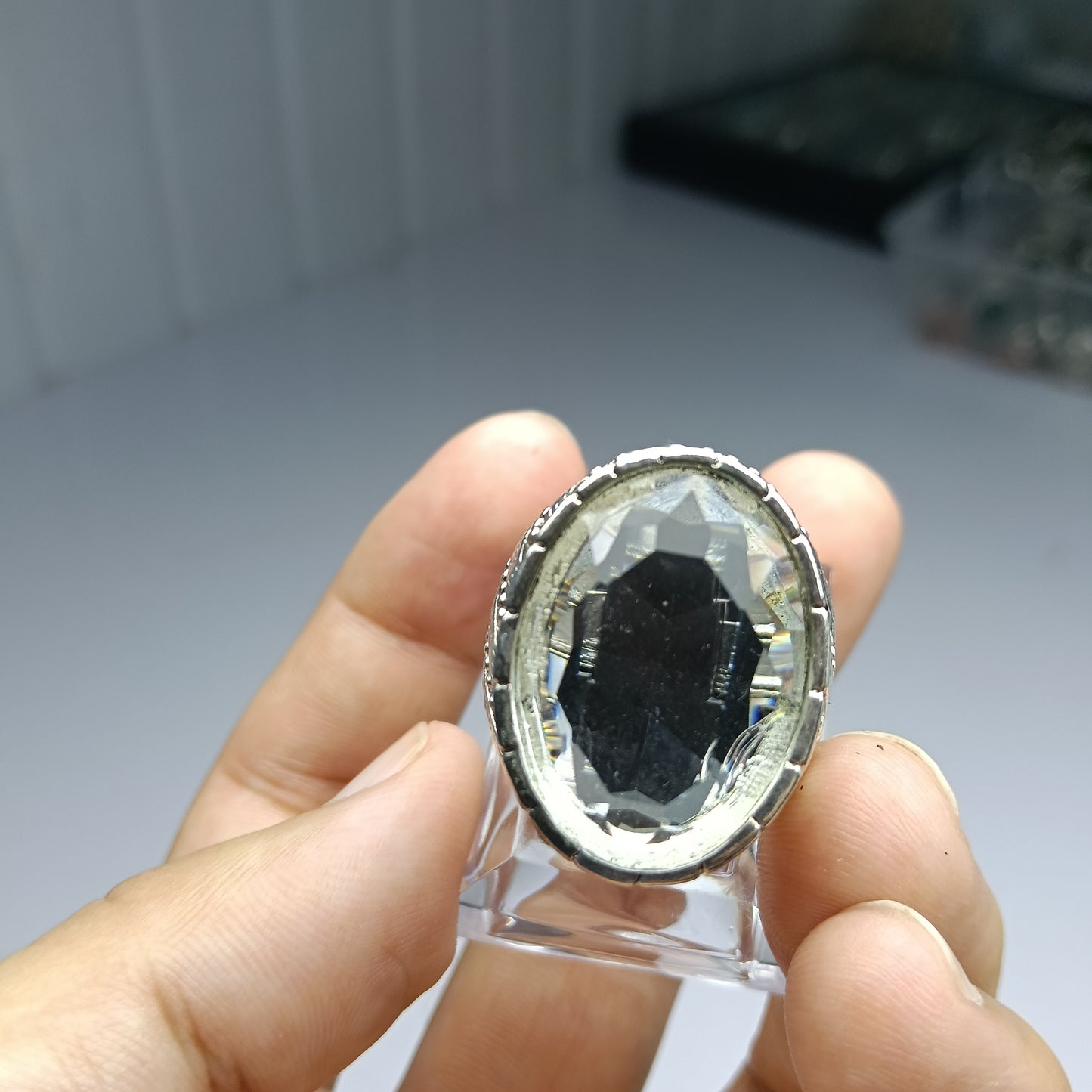 Classic White Zircon Ring – Shine with Elegance + Free Home Delivery