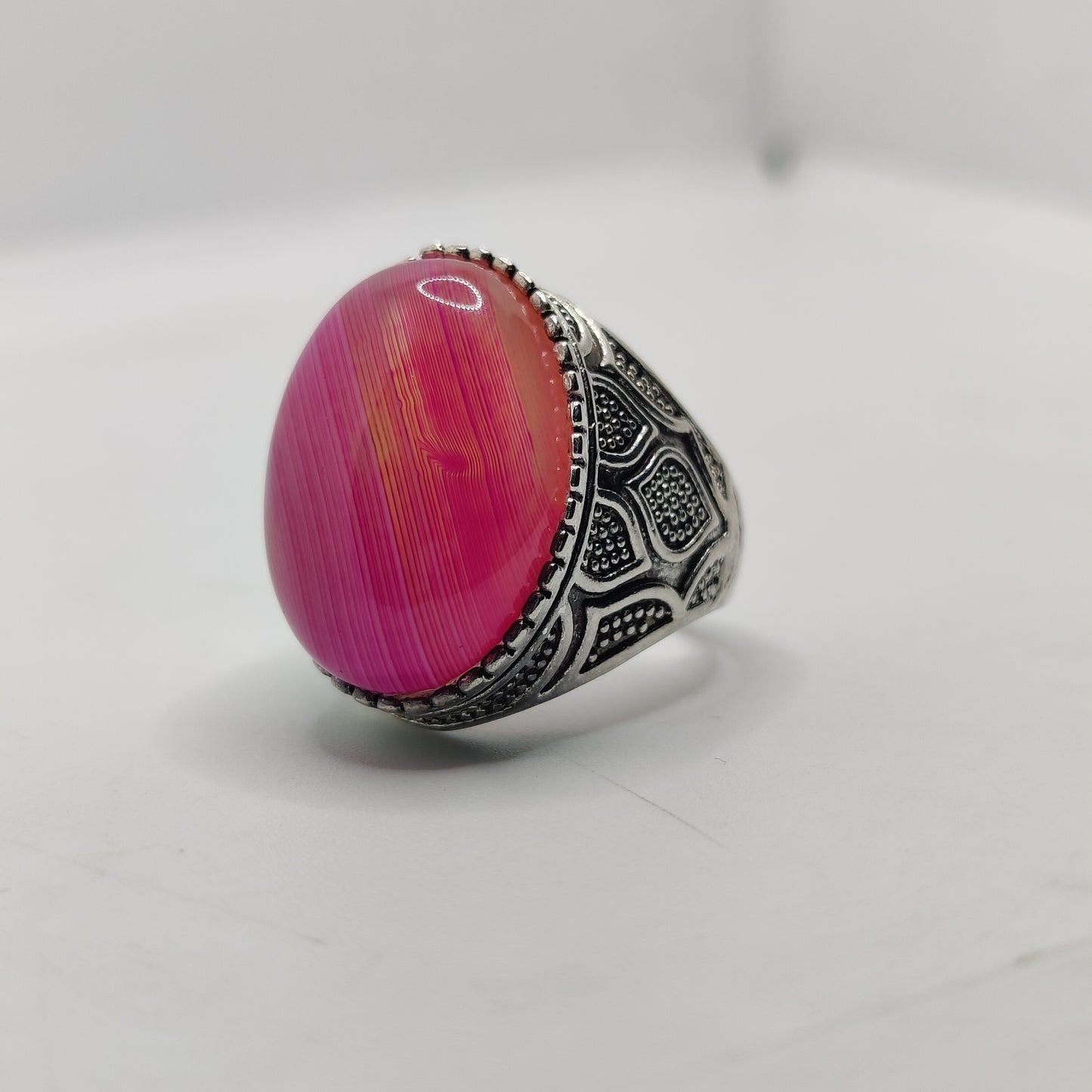 Antique Aqeeq stone Ring