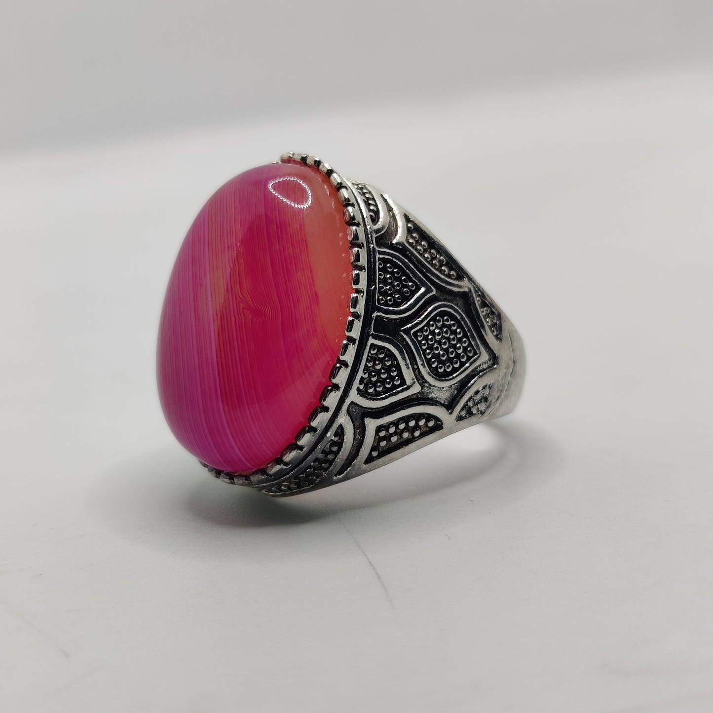 Antique Aqeeq stone Ring