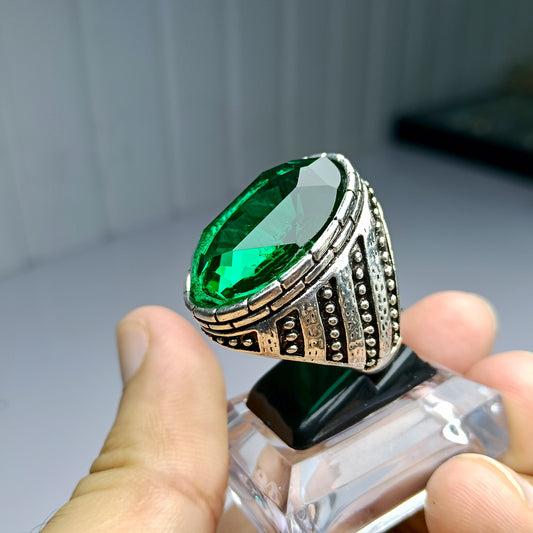 A Elegant Green Zircon Ring – Free Home Delivery